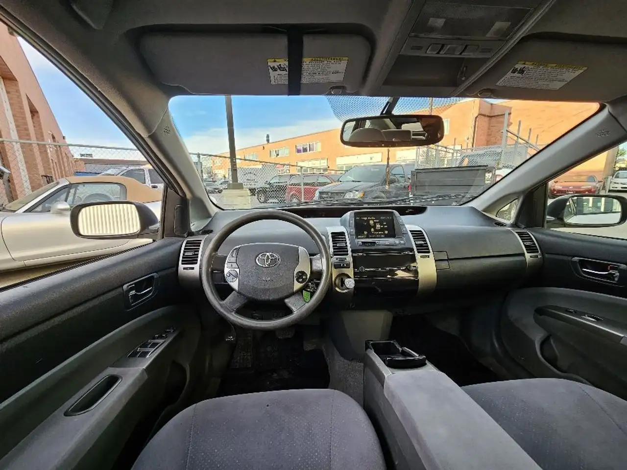 Toyota Prius снимка Toyota Prius