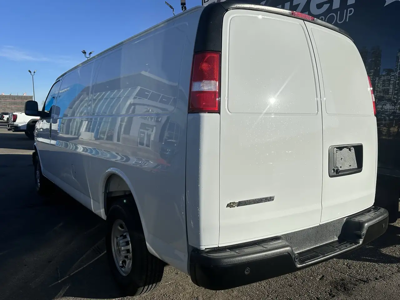 Chevrolet Express 3500 снимка Chevrolet Express 3500