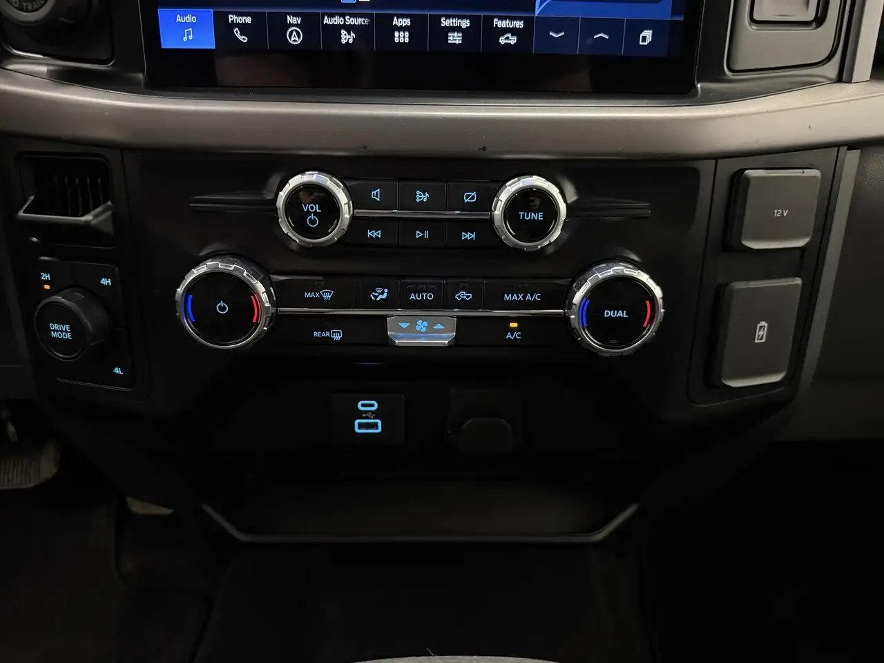 Ford F 150 снимка Ford F 150