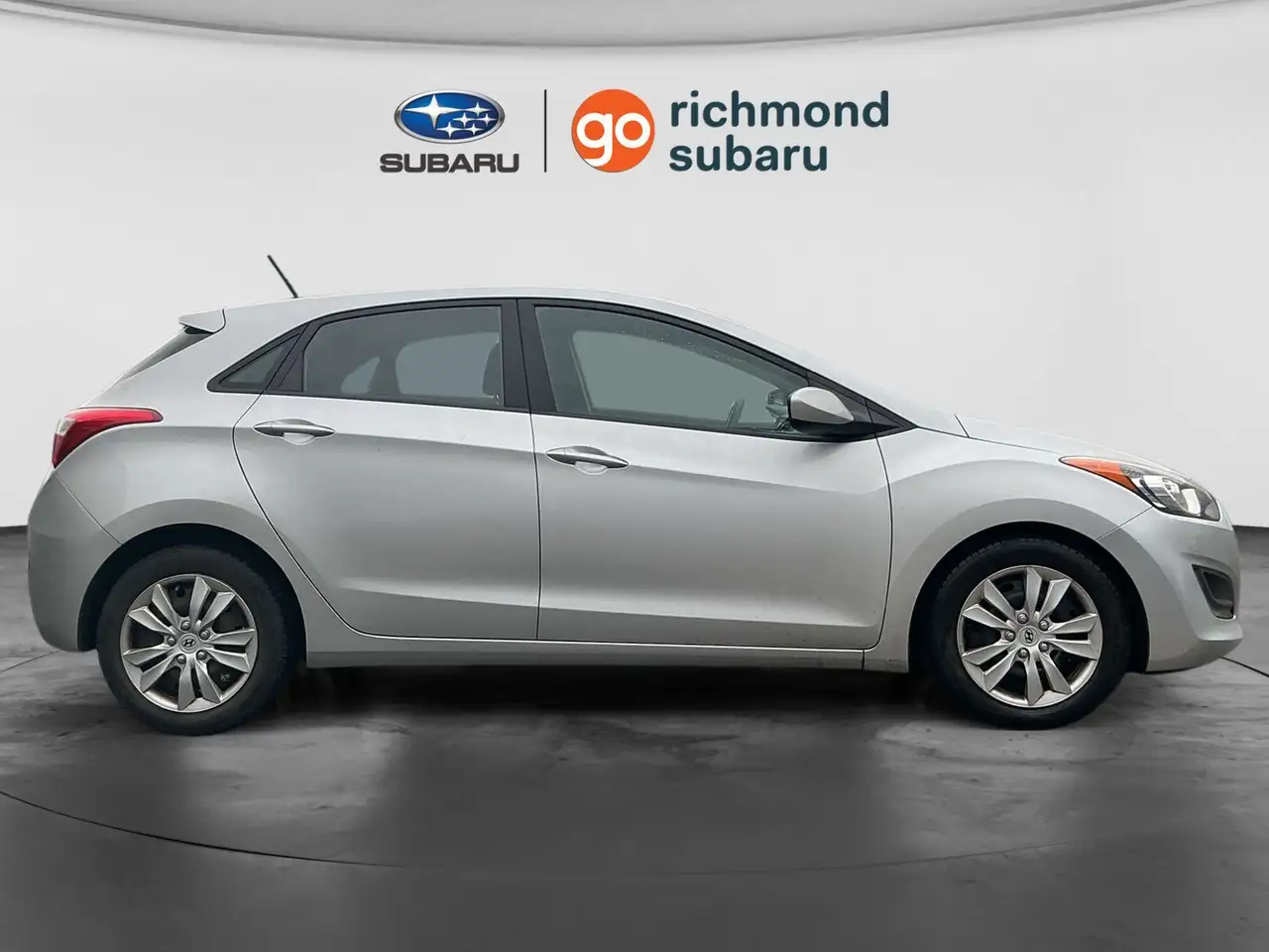 Hyundai ELANTRA снимка Hyundai ELANTRA