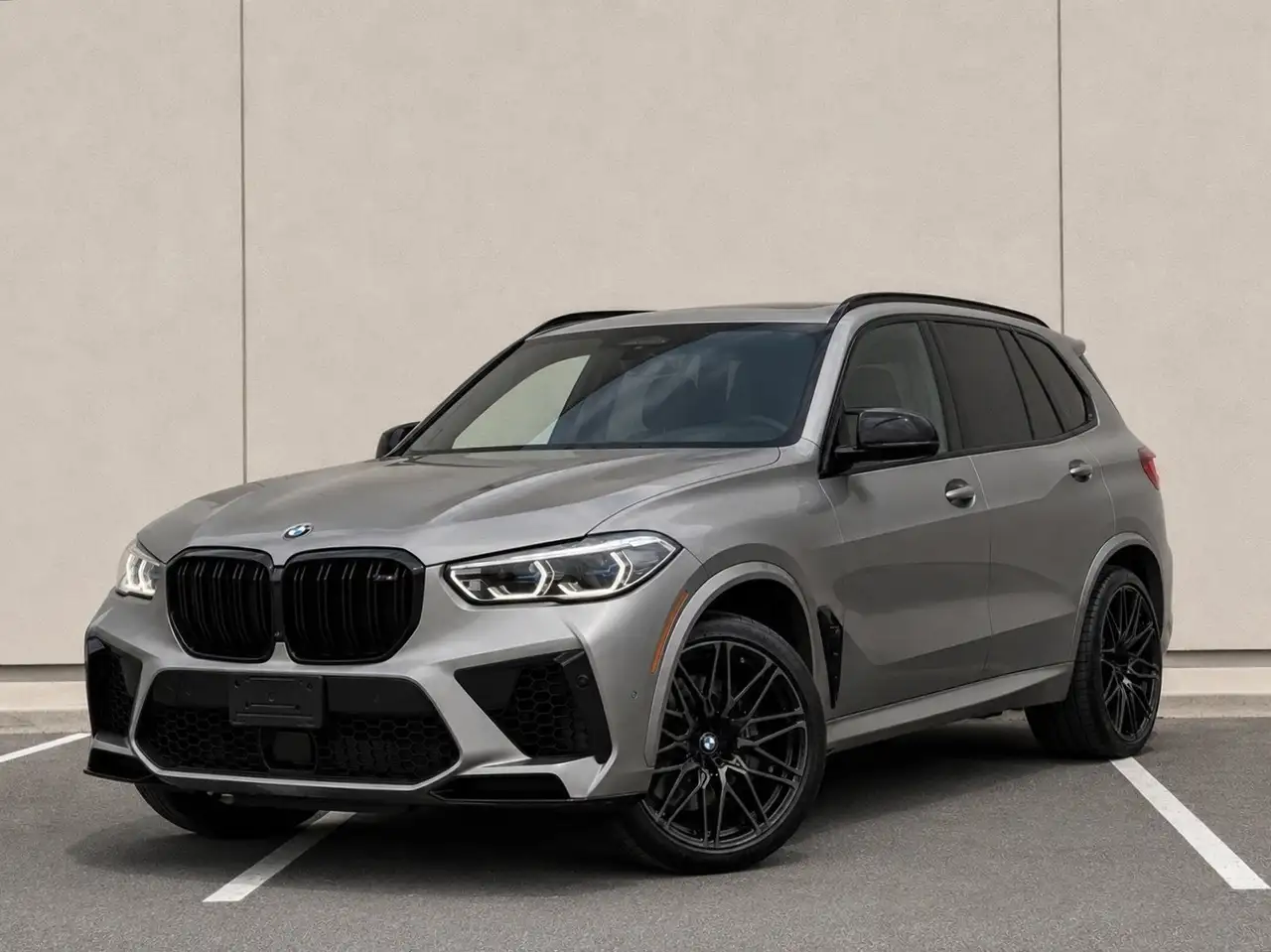 BMW X5 M снимка BMW X5 M