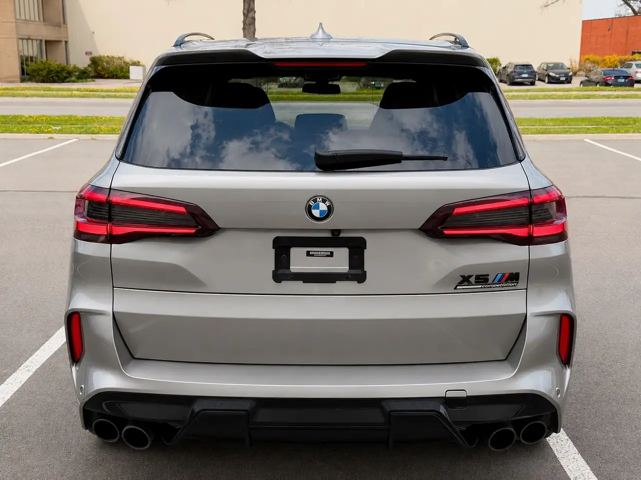 BMW X5 M снимка BMW X5 M