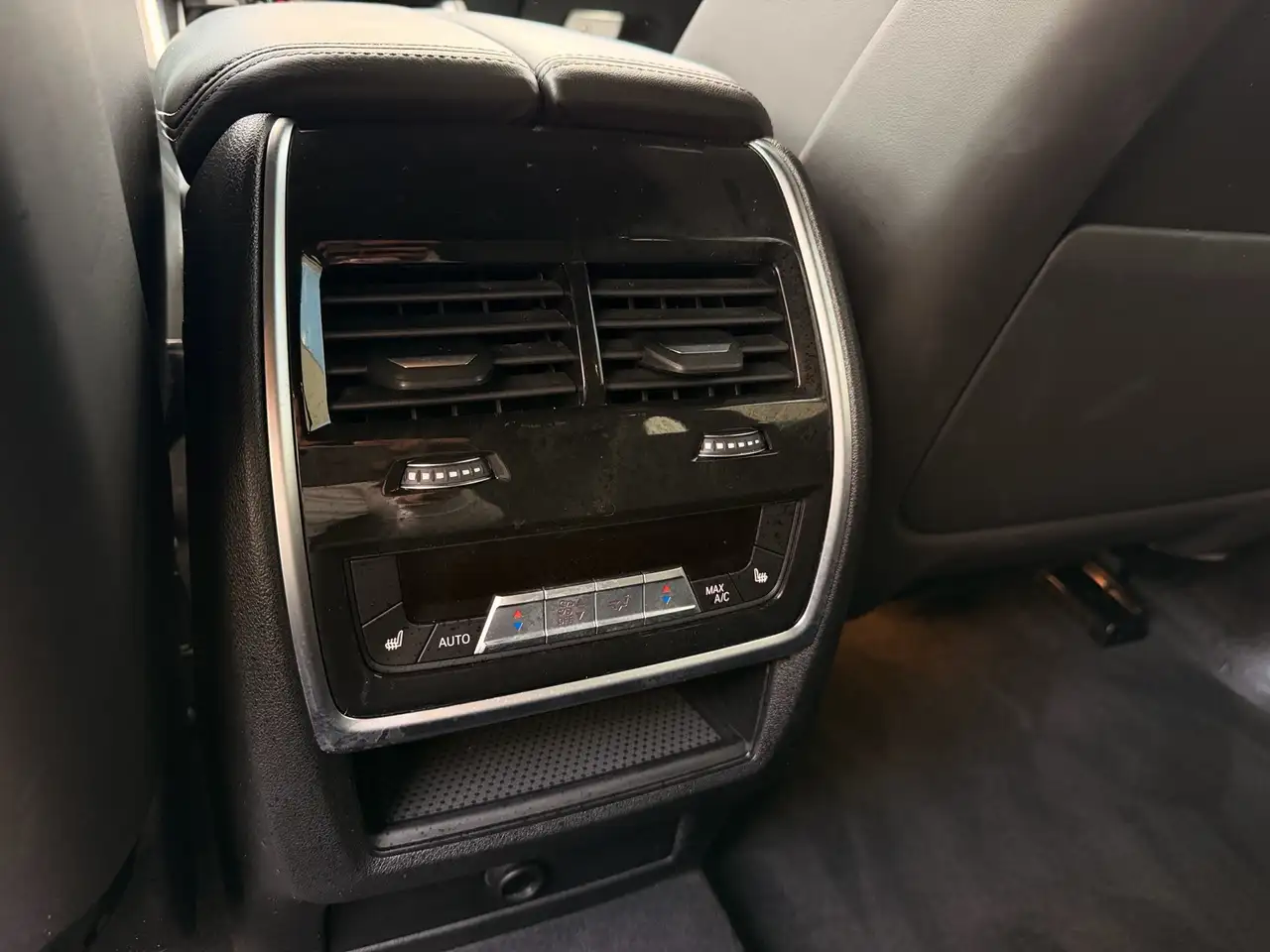 BMW X5 M снимка BMW X5 M