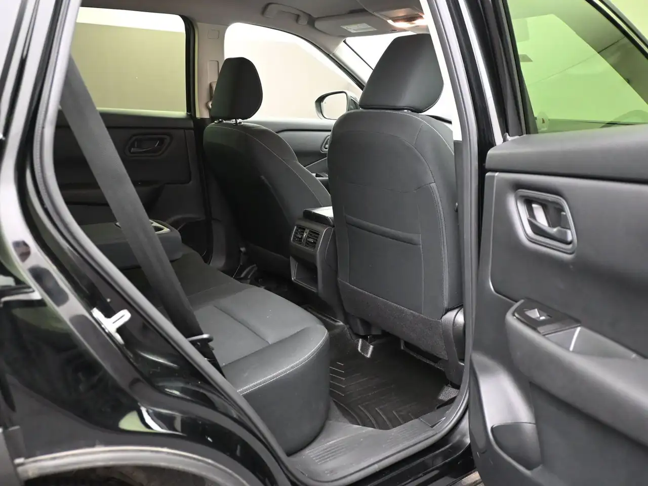 Nissan Rogue fotografie Nissan Rogue