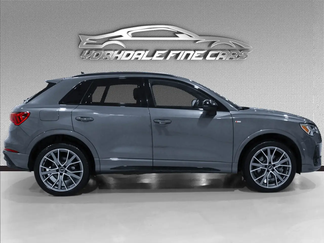 Audi Q3 photo Audi Q3