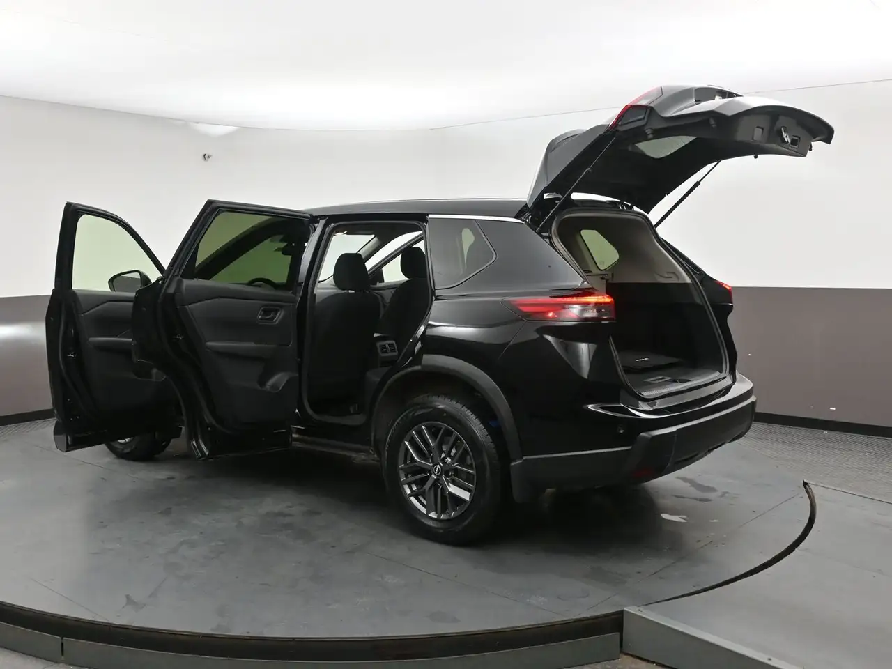 Nissan Rogue fotografie Nissan Rogue