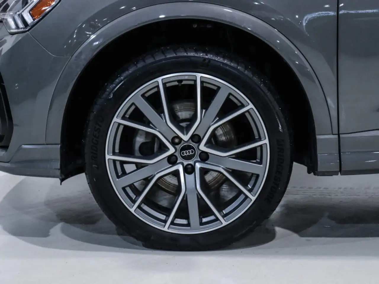 Audi Q3 photo Audi Q3