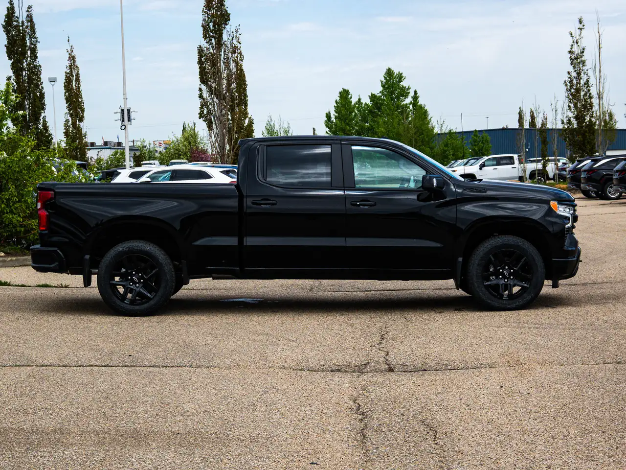 Chevrolet Silverado 1500 photo Chevrolet Silverado 1500