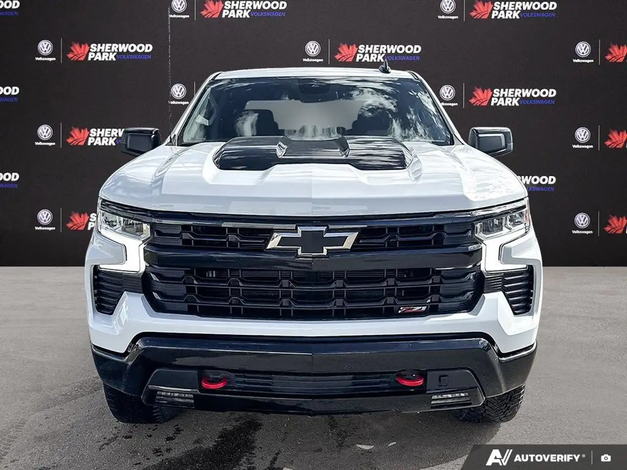 Chevrolet Silverado 1500 снимка Chevrolet Silverado 1500