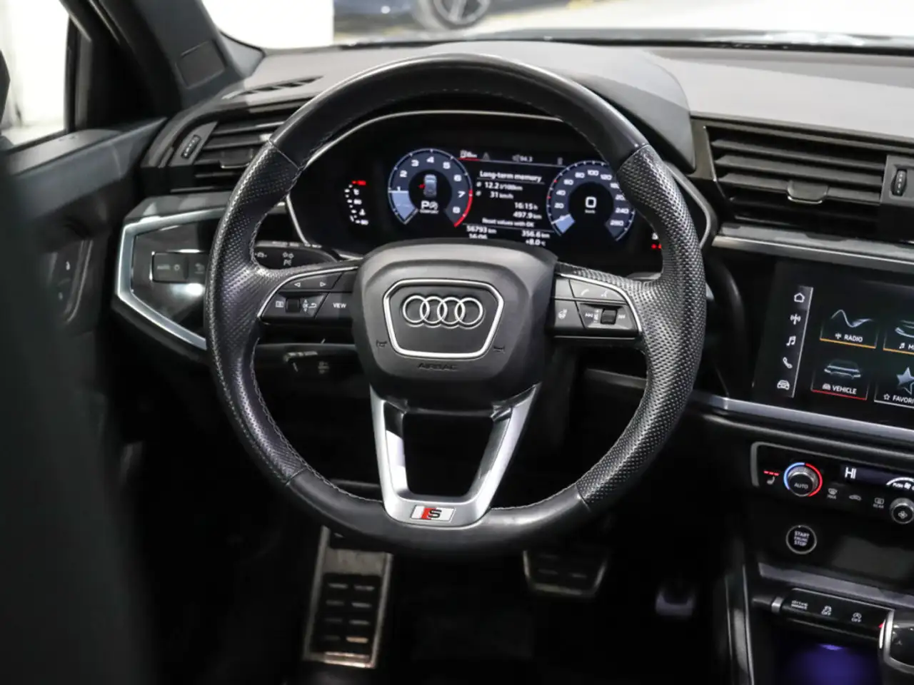 Audi Q3 photo Audi Q3