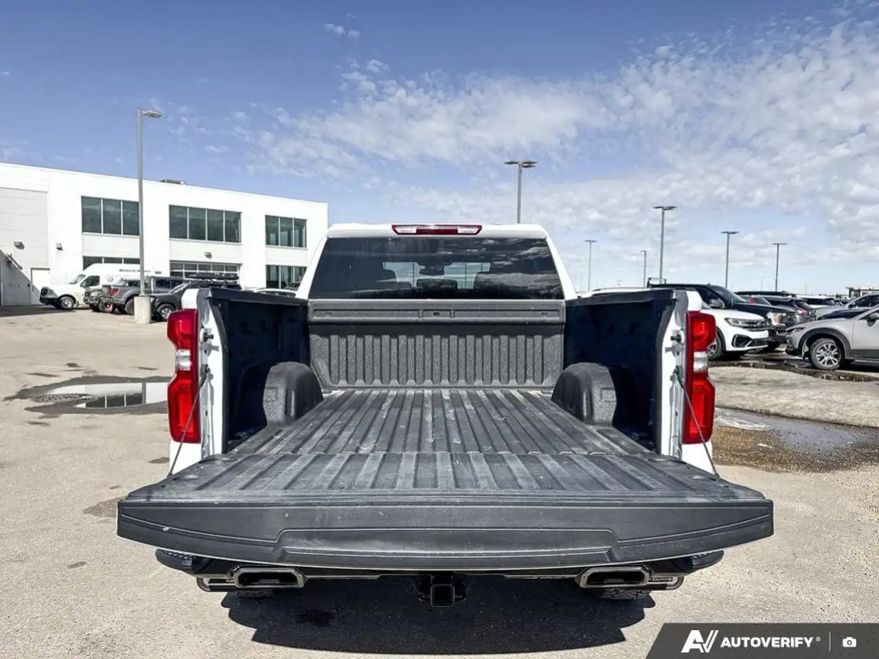 Chevrolet Silverado 1500 снимка Chevrolet Silverado 1500