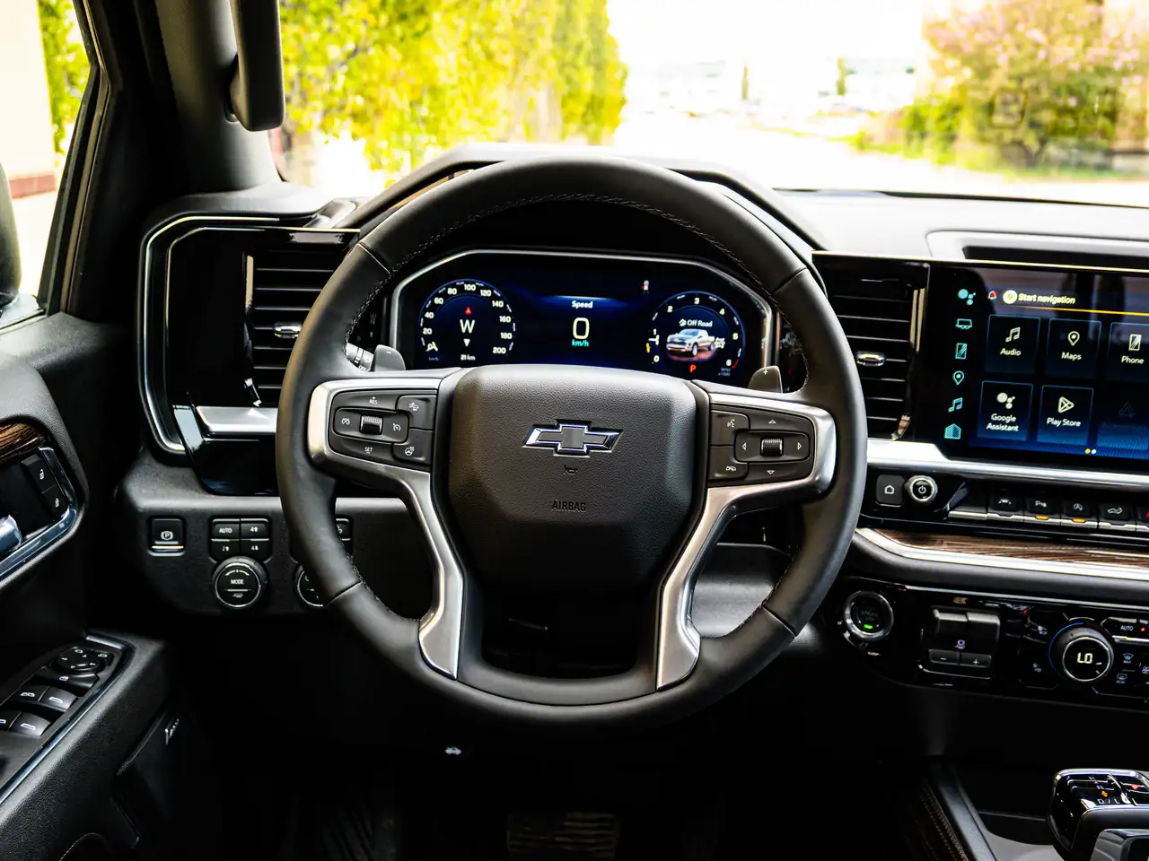 Chevrolet Silverado 1500 photo Chevrolet Silverado 1500