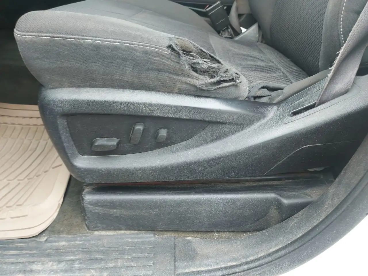 Chevrolet Silverado 3500 photo Chevrolet Silverado 3500