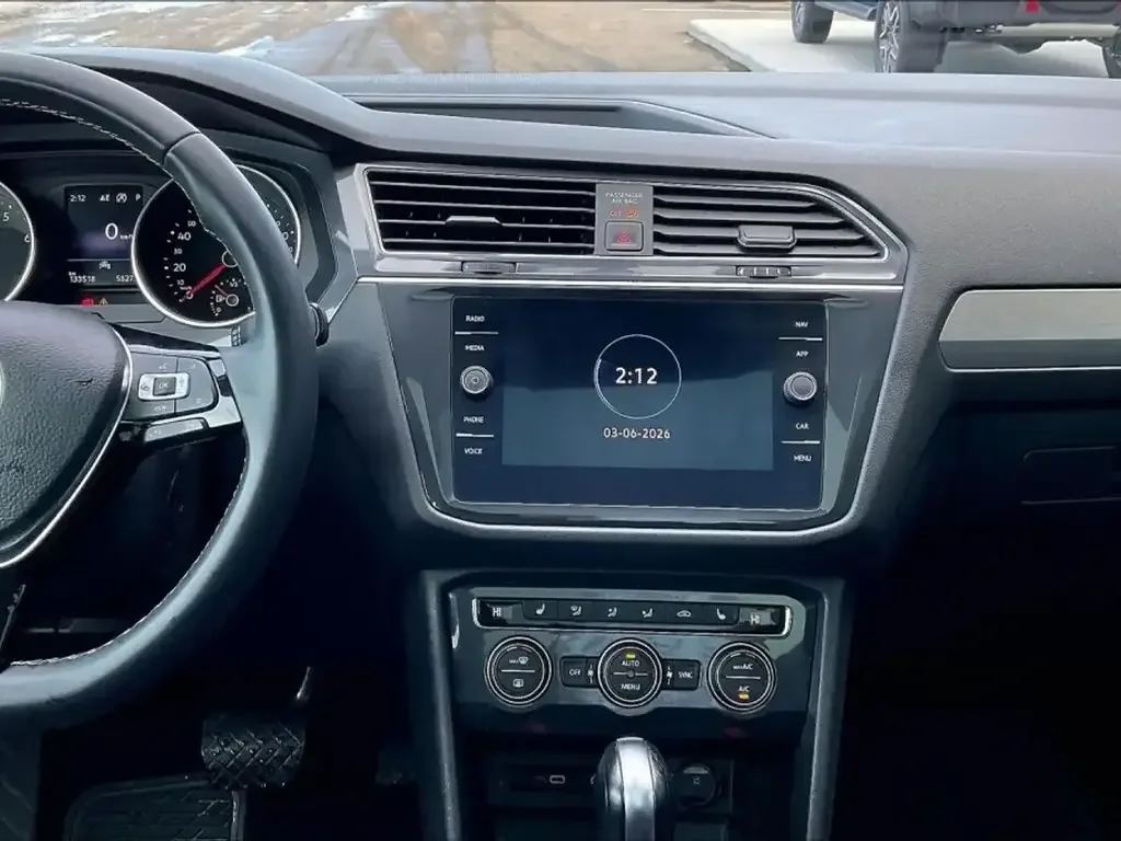 Volkswagen Tiguan снимка Volkswagen Tiguan