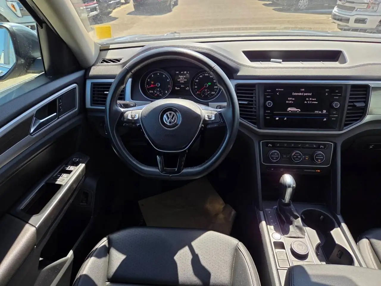 Volkswagen Atlas photo Volkswagen Atlas