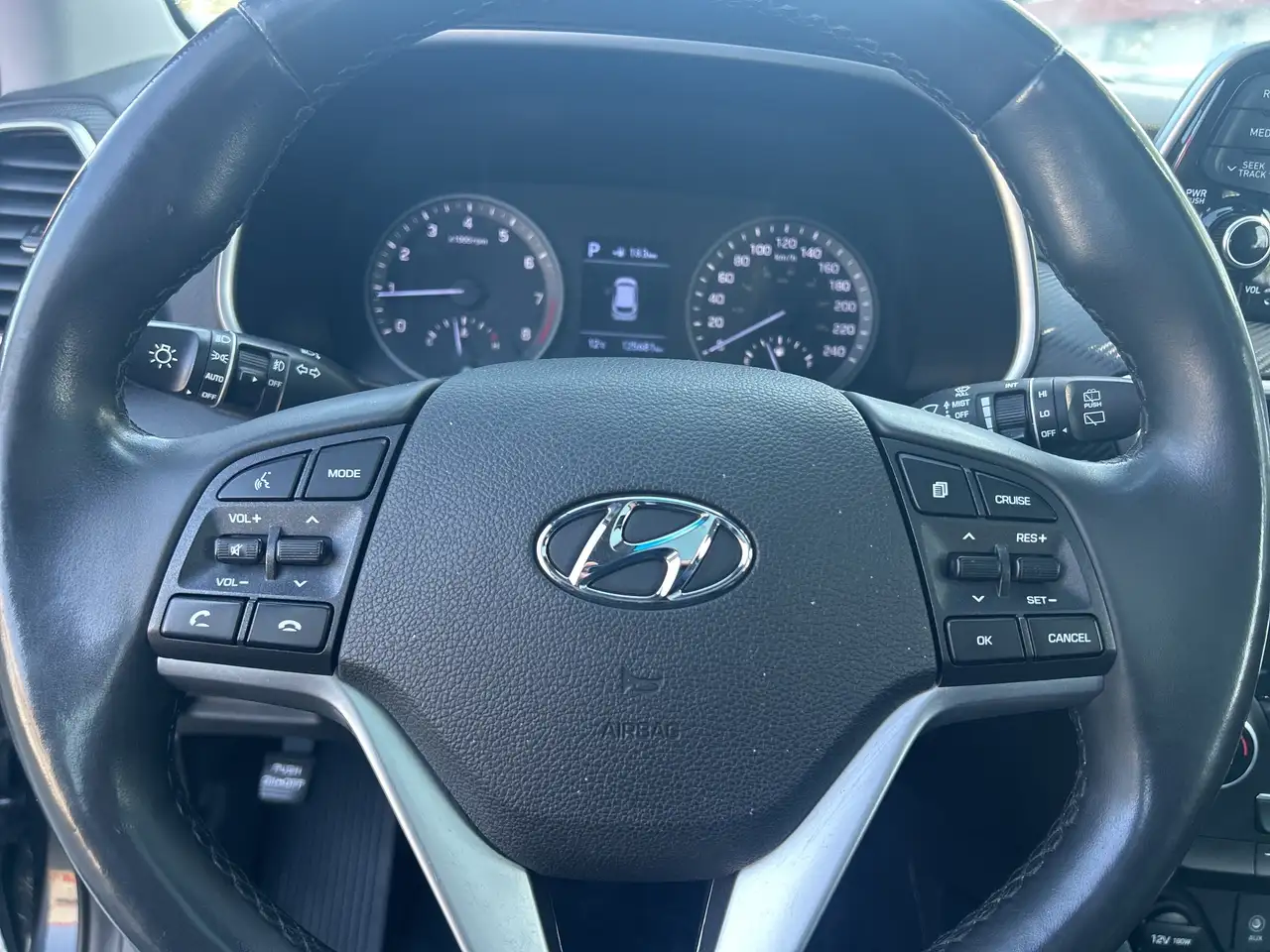 Hyundai TUCSON photo Hyundai TUCSON