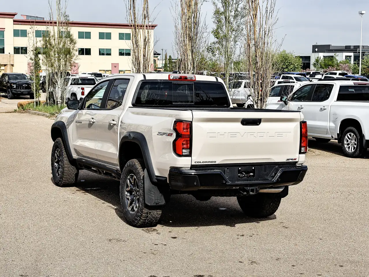 Chevrolet Colorado снимка Chevrolet Colorado