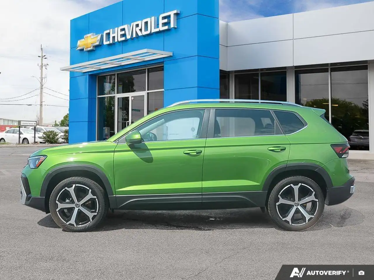 Volkswagen Taos снимка Volkswagen Taos