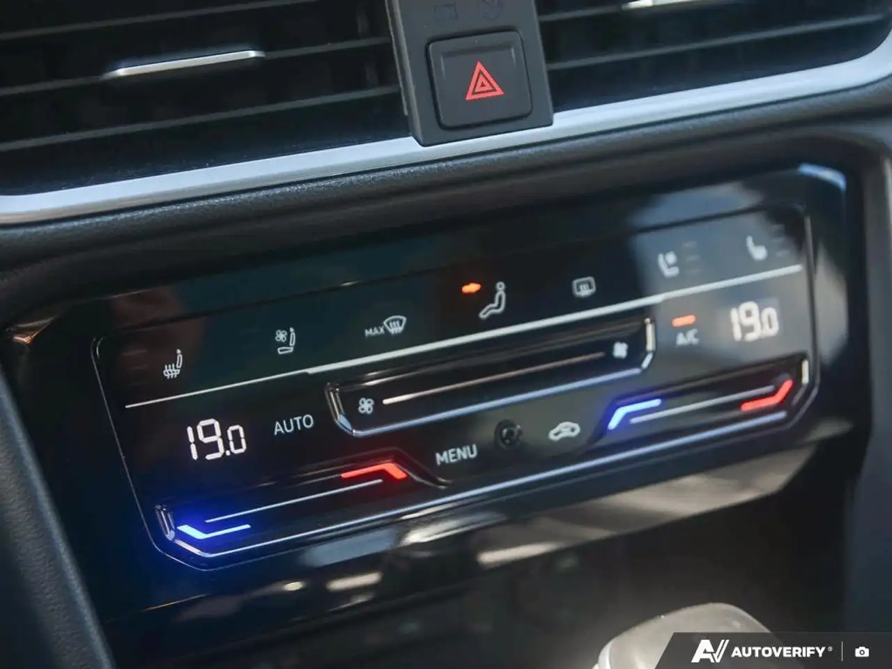 Volkswagen Taos снимка Volkswagen Taos