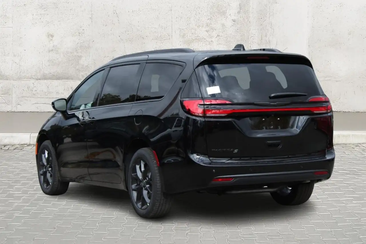 Chrysler Pacifica fotografie Chrysler Pacifica