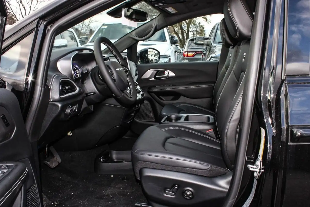 Chrysler Pacifica fotografie Chrysler Pacifica