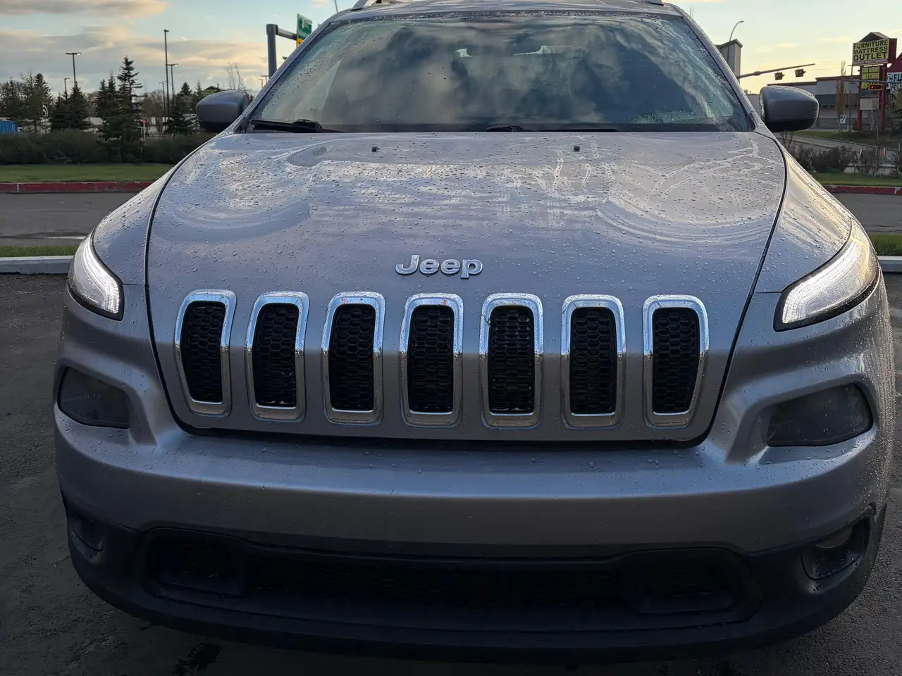 Jeep Grand Cherokee photo Jeep Grand Cherokee