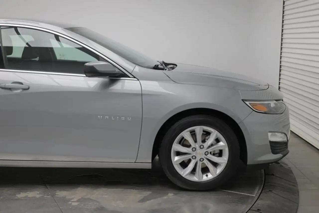 Chevrolet Malibu photo Chevrolet Malibu