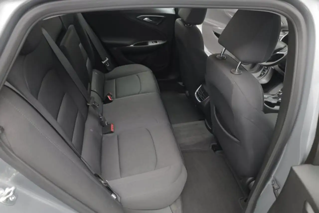 Chevrolet Malibu photo Chevrolet Malibu