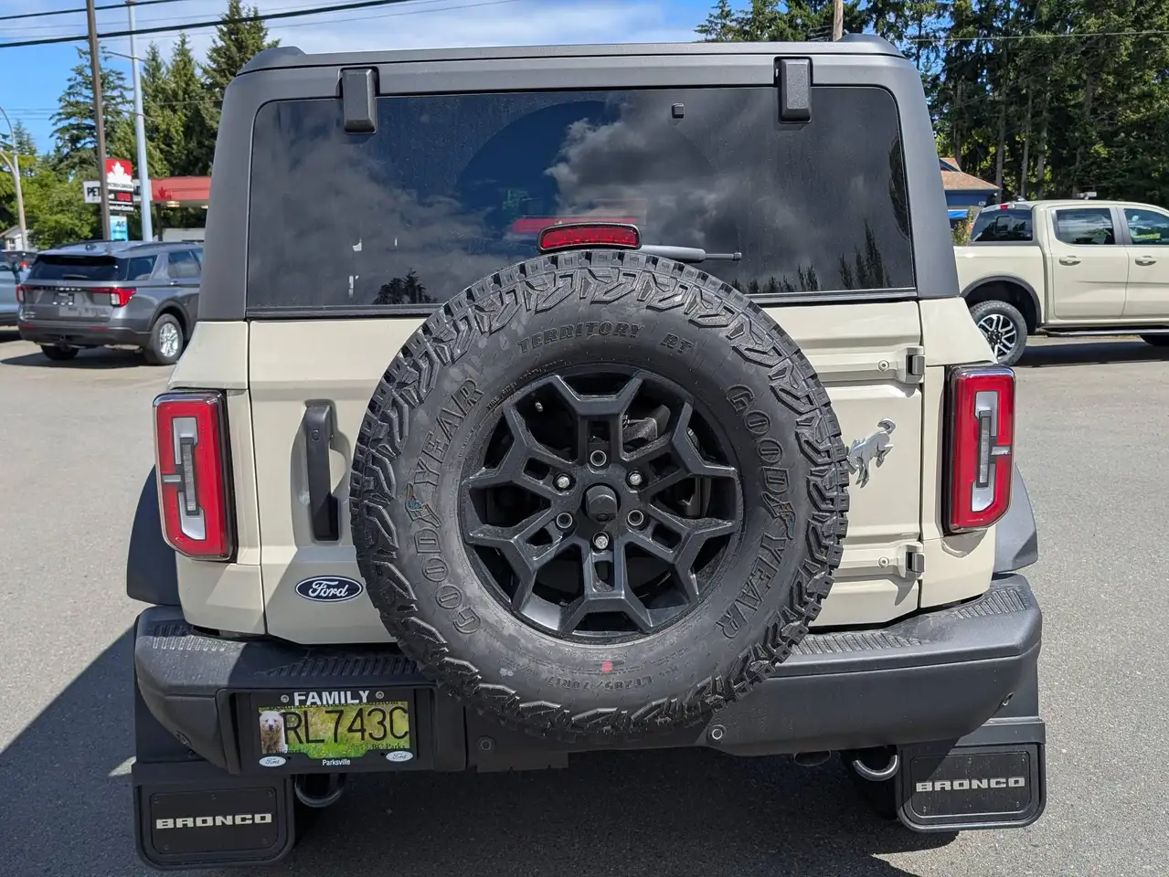 Ford Bronco снимка Ford Bronco