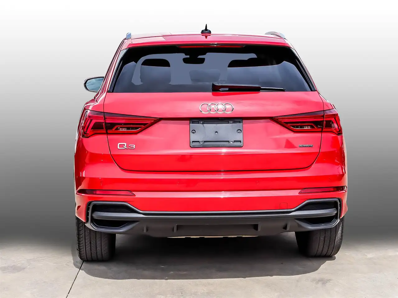 Audi Q3 снимка Audi Q3