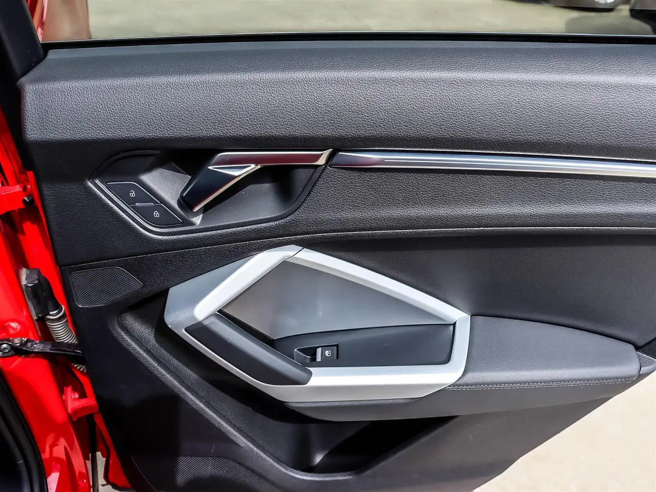 Audi Q3 снимка Audi Q3
