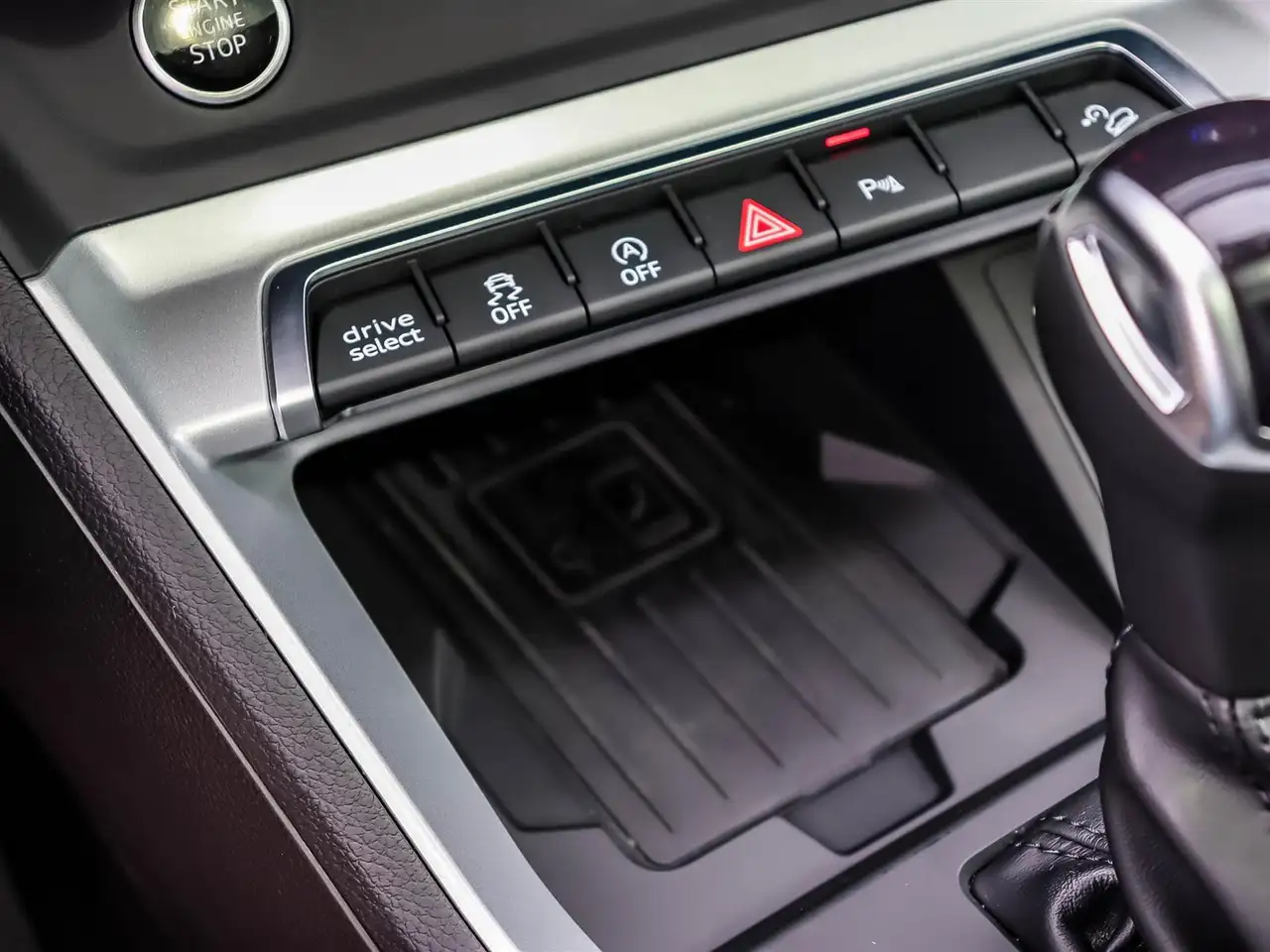 Audi Q3 снимка Audi Q3