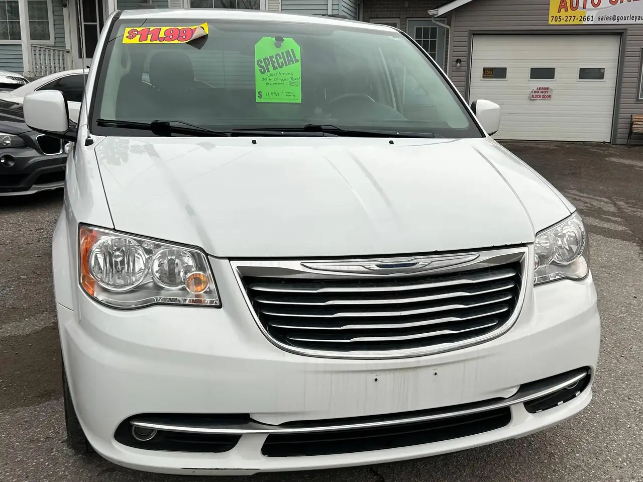 Chrysler Town & Country fotografie Chrysler Town & Country