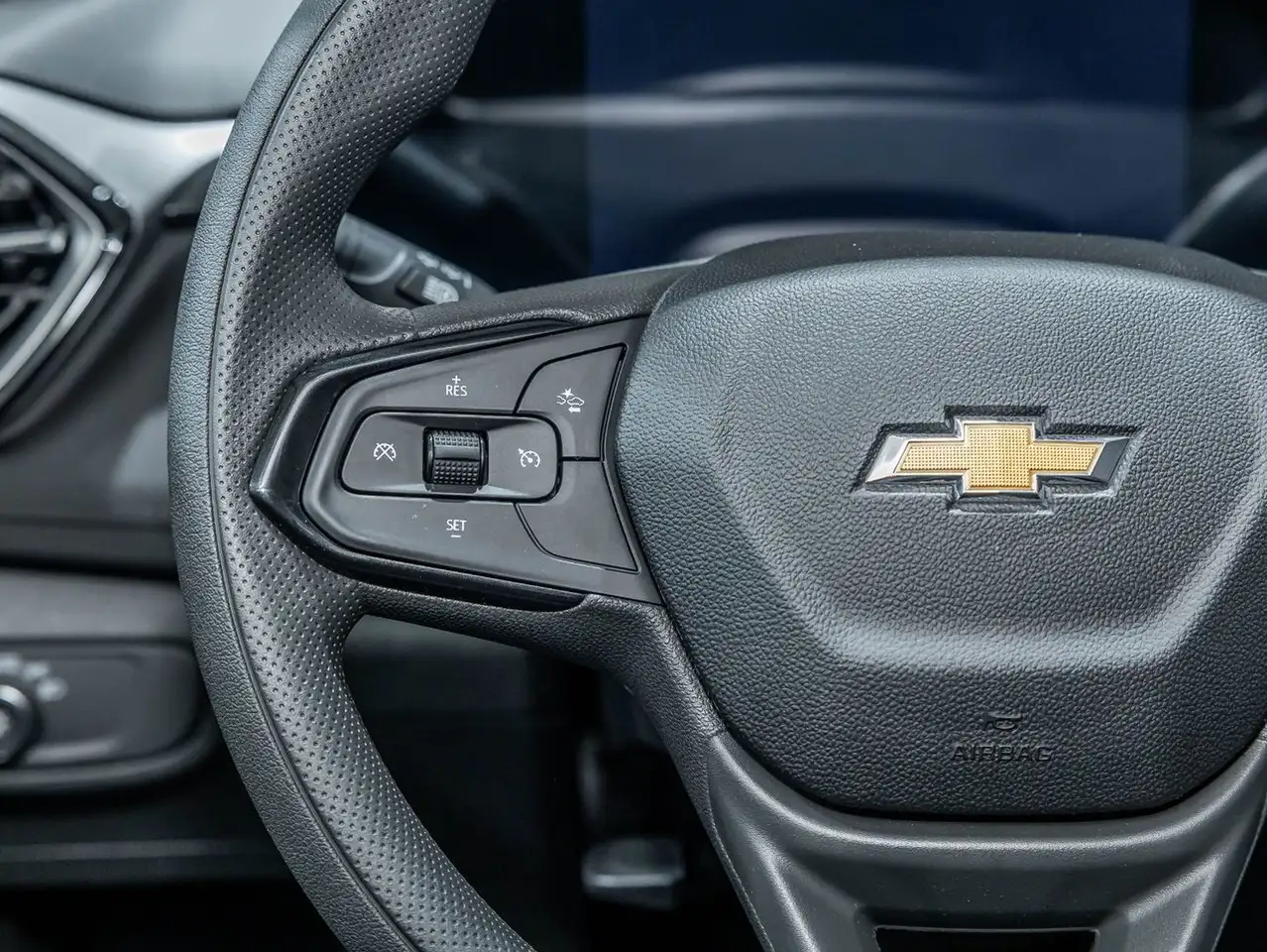Chevrolet Trailblazer photo Chevrolet Trailblazer