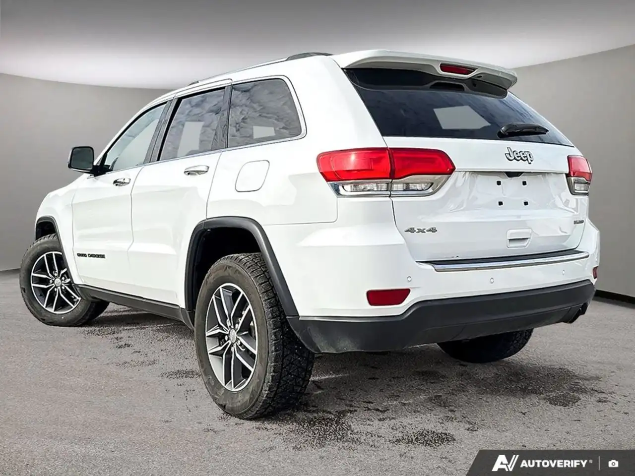 Jeep Grand Cherokee photo Jeep Grand Cherokee