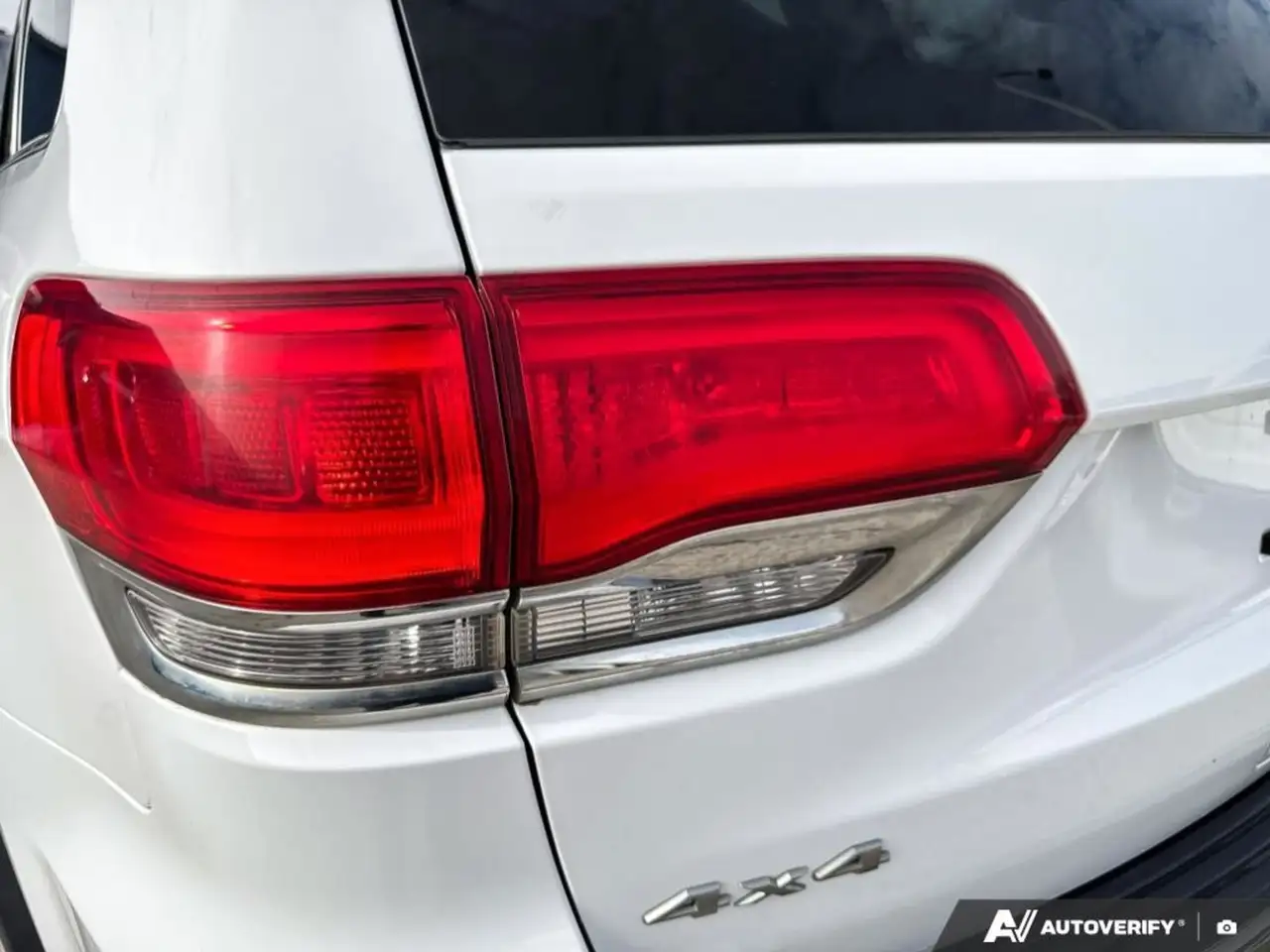 Jeep Grand Cherokee photo Jeep Grand Cherokee