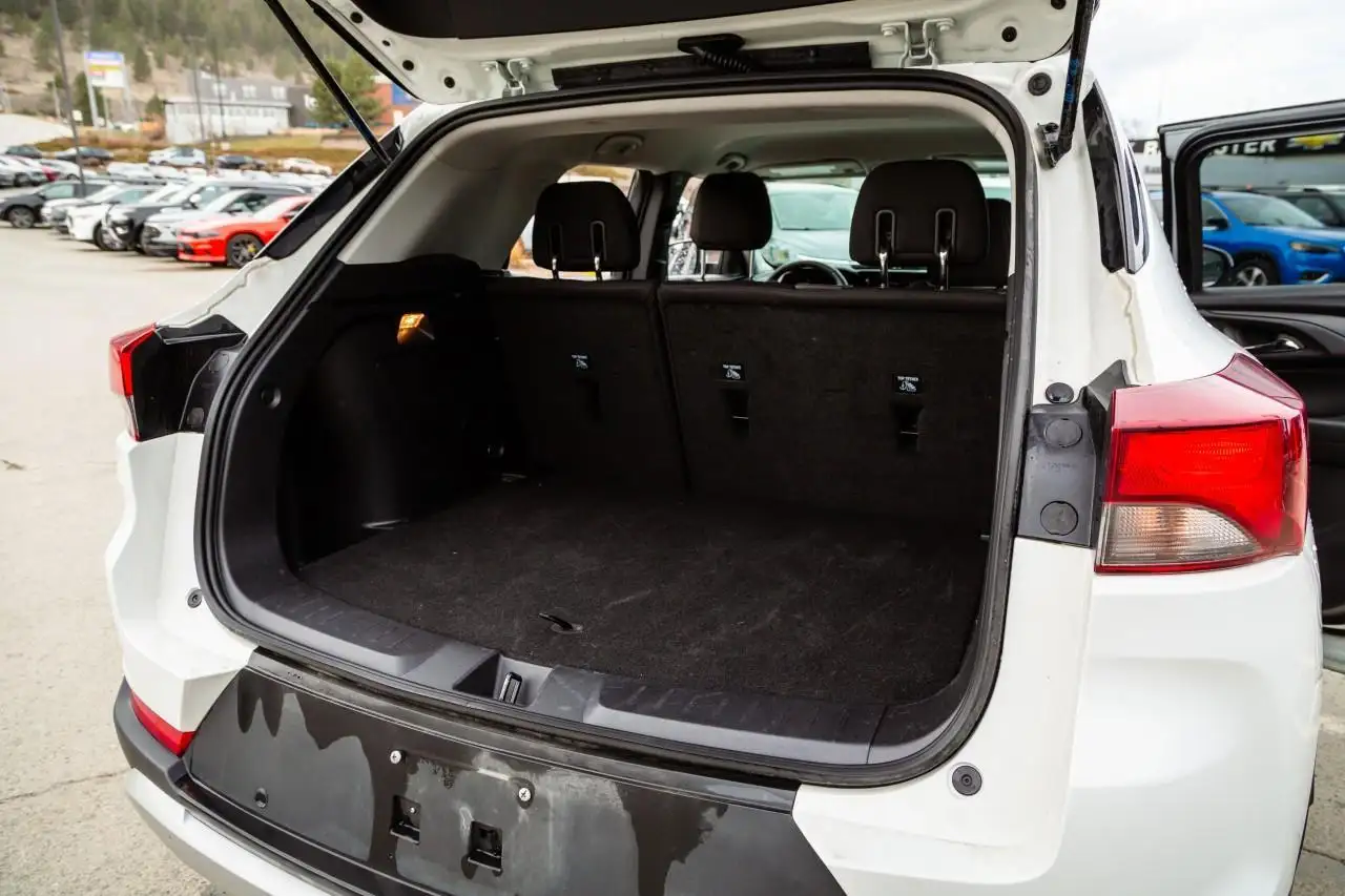 Chevrolet Trailblazer photo Chevrolet Trailblazer