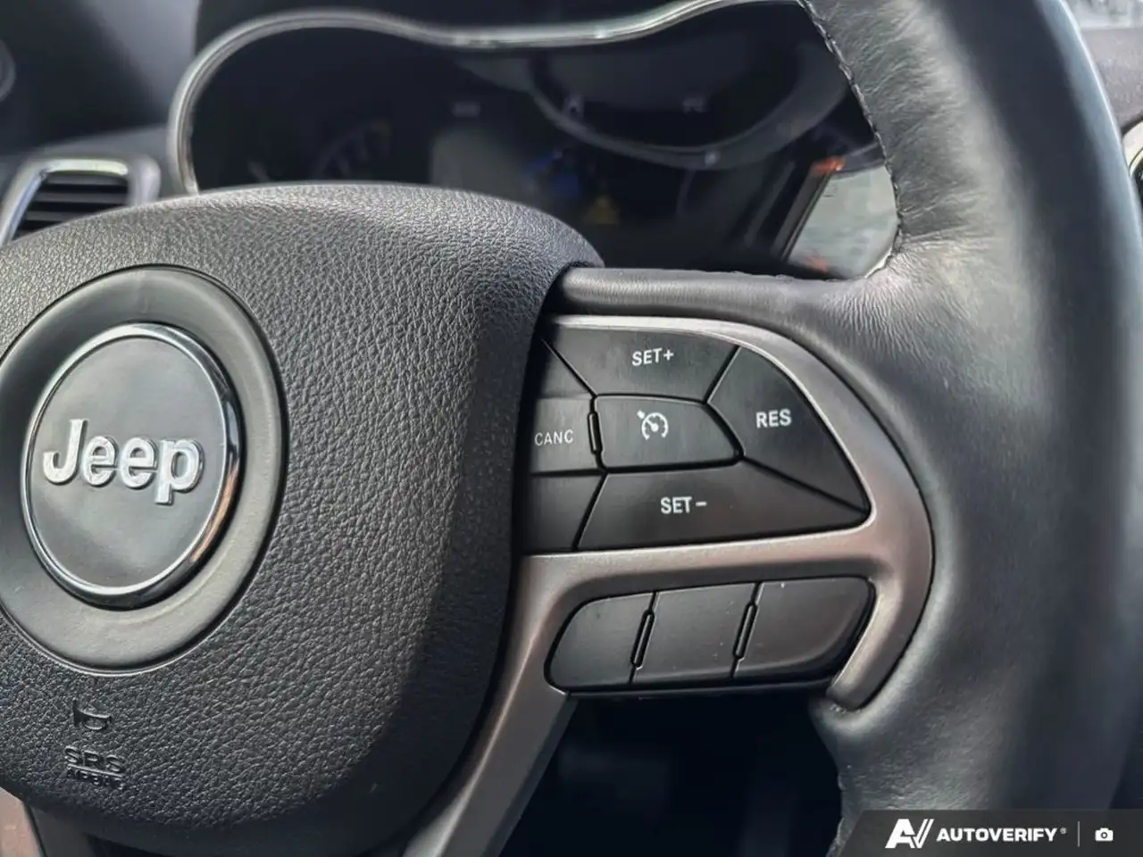 Jeep Grand Cherokee photo Jeep Grand Cherokee