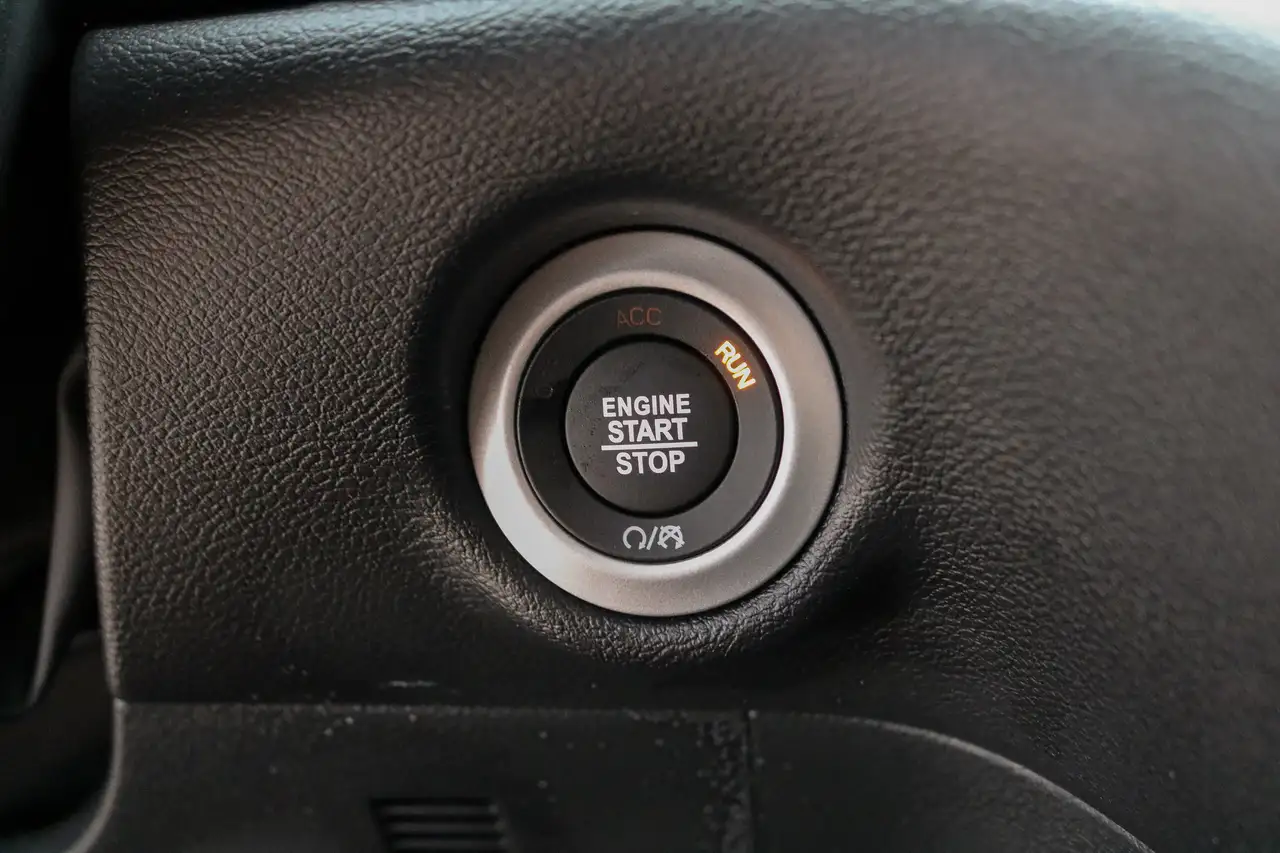 Chrysler Grand Caravan снимка Chrysler Grand Caravan