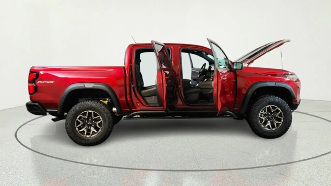 Chevrolet Colorado photo Chevrolet Colorado