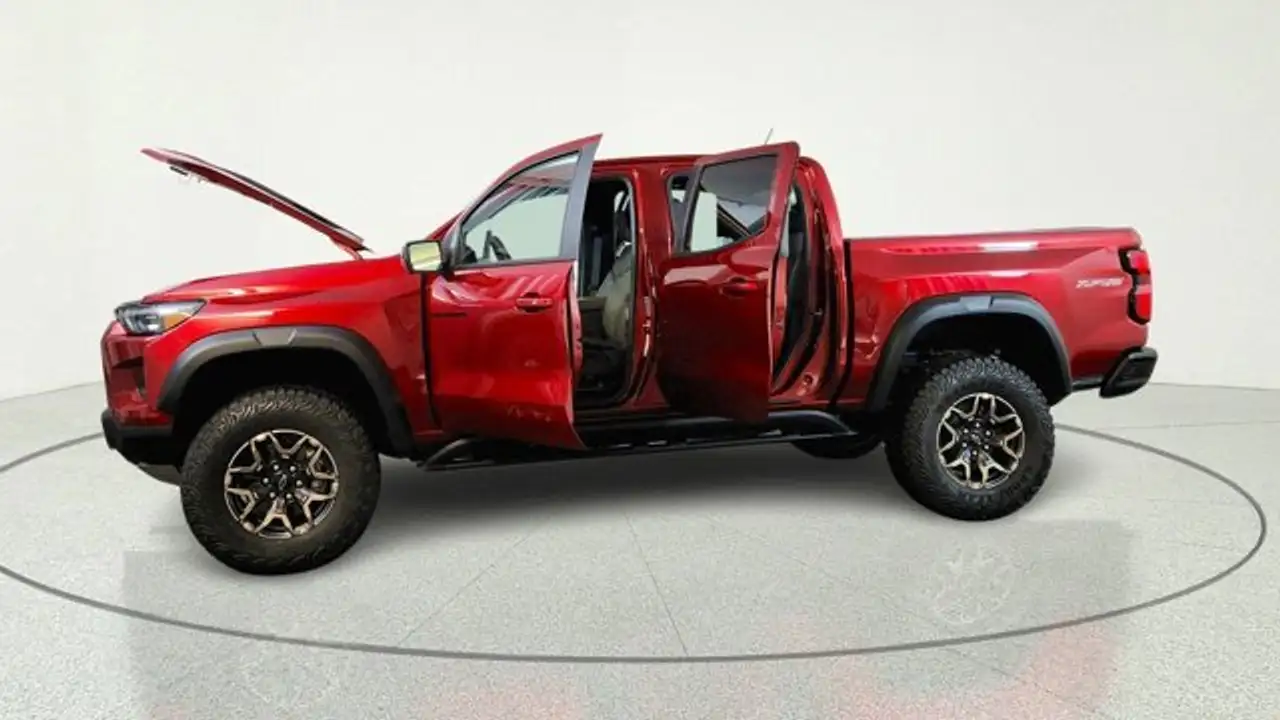 Chevrolet Colorado photo Chevrolet Colorado