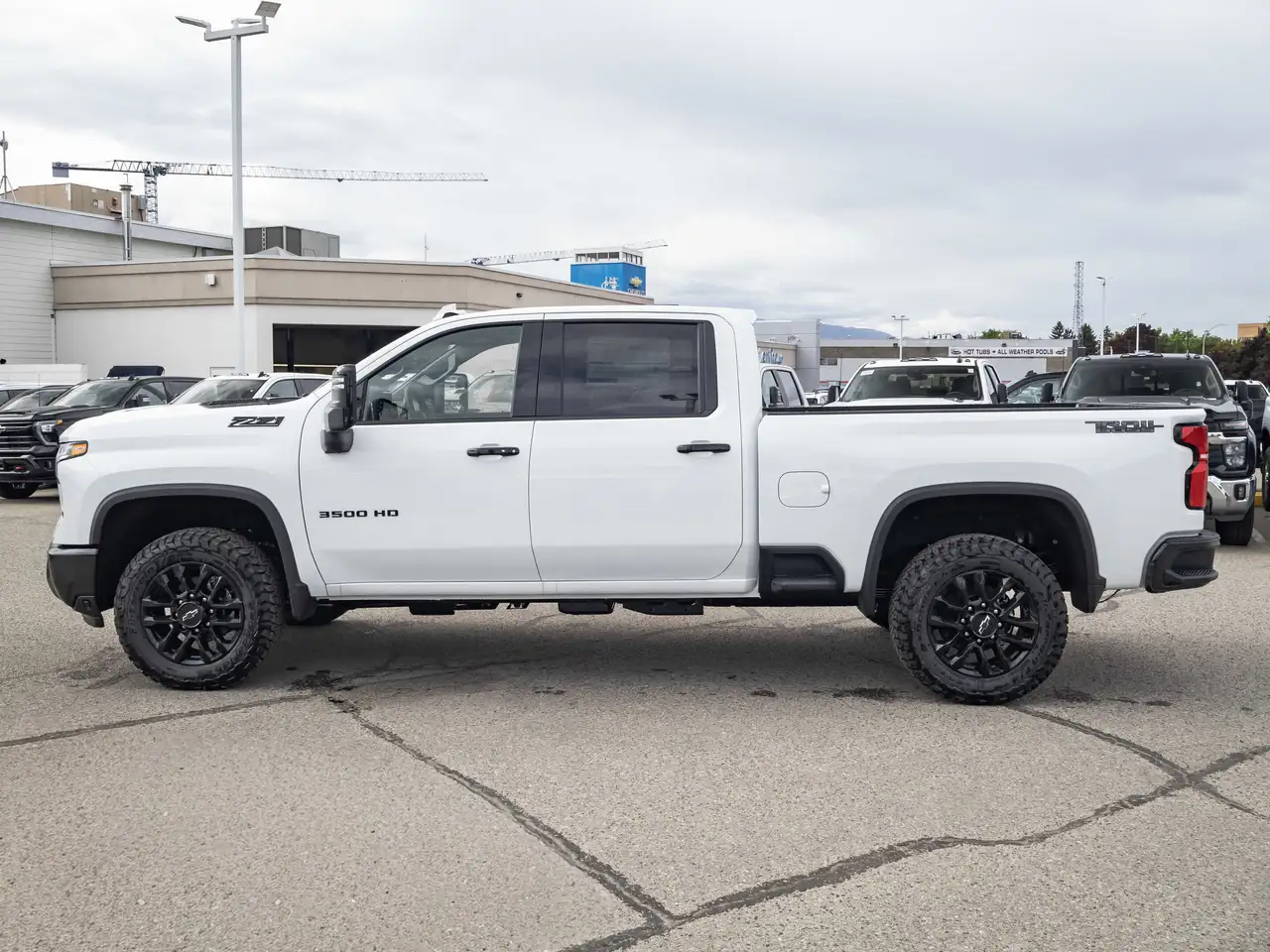 Chevrolet Silverado 3500 снимка Chevrolet Silverado 3500