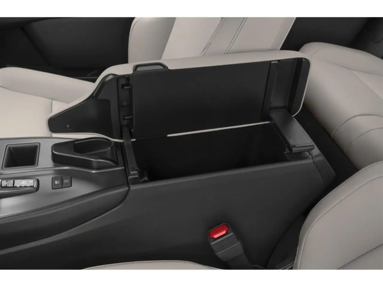 Lexus UX 300h photo Lexus UX 300h