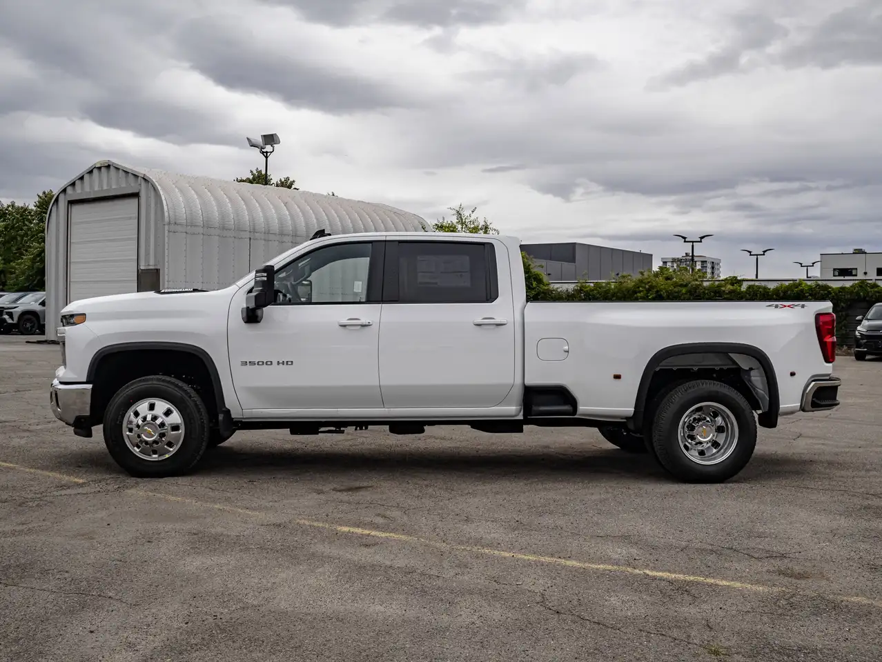 Chevrolet Silverado 3500 снимка Chevrolet Silverado 3500