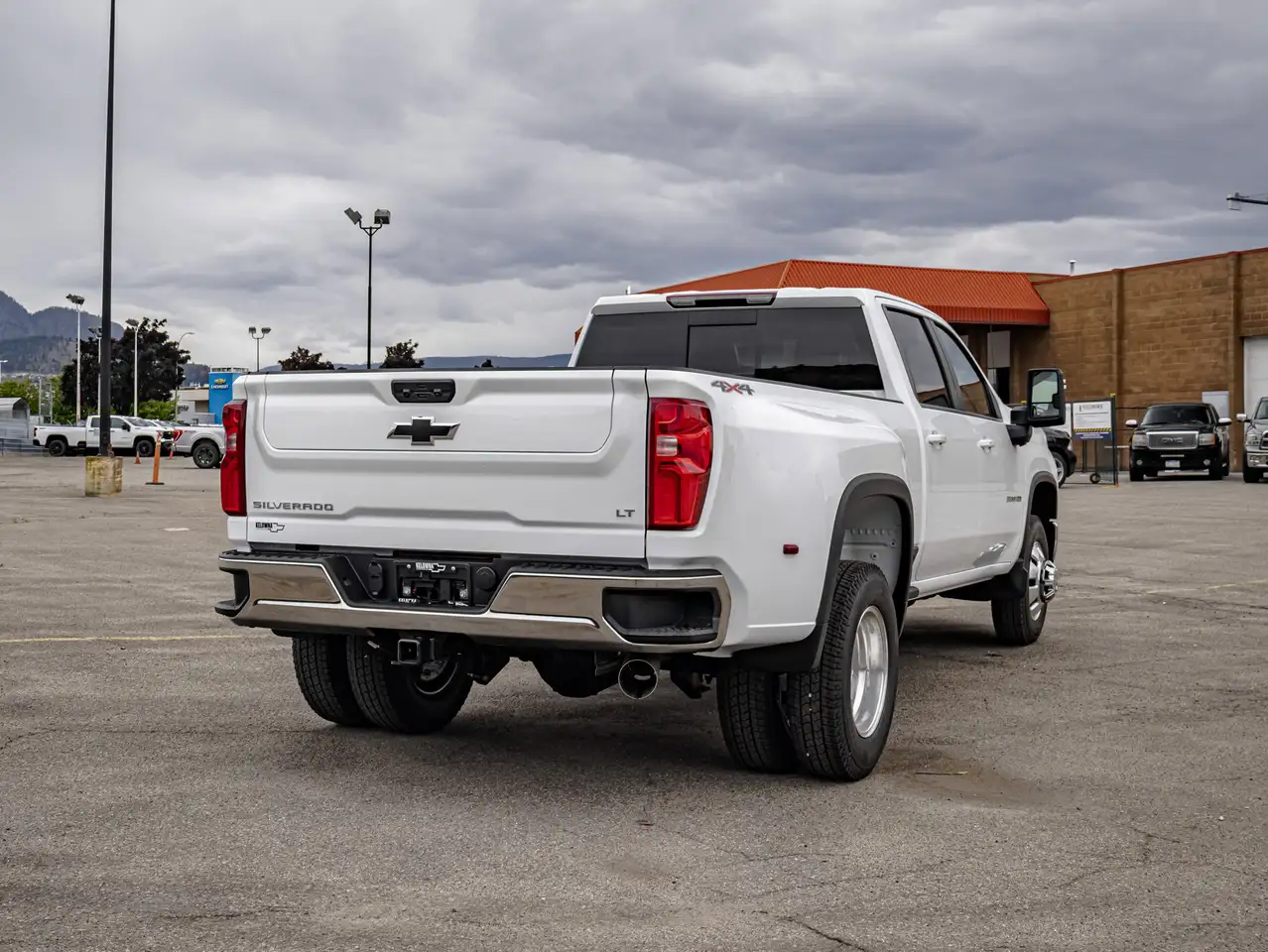 Chevrolet Silverado 3500 снимка Chevrolet Silverado 3500