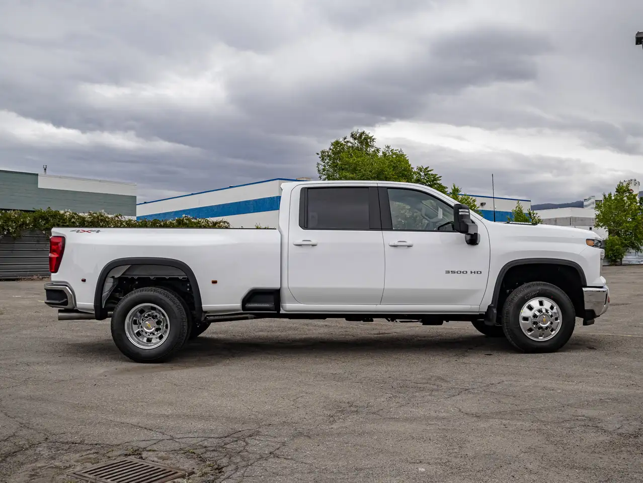 Chevrolet Silverado 3500 снимка Chevrolet Silverado 3500