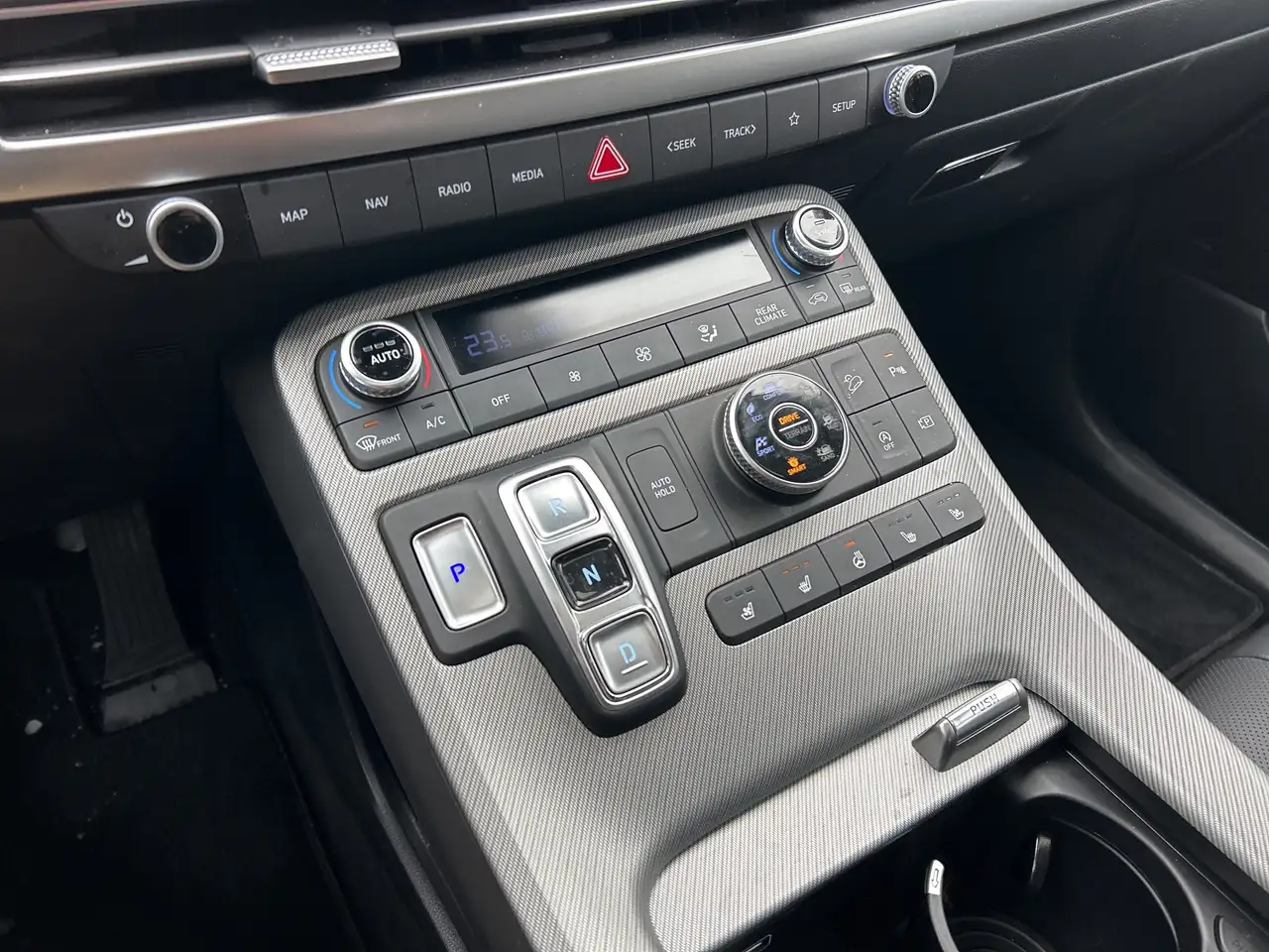 Hyundai PALISADE снимка Hyundai PALISADE
