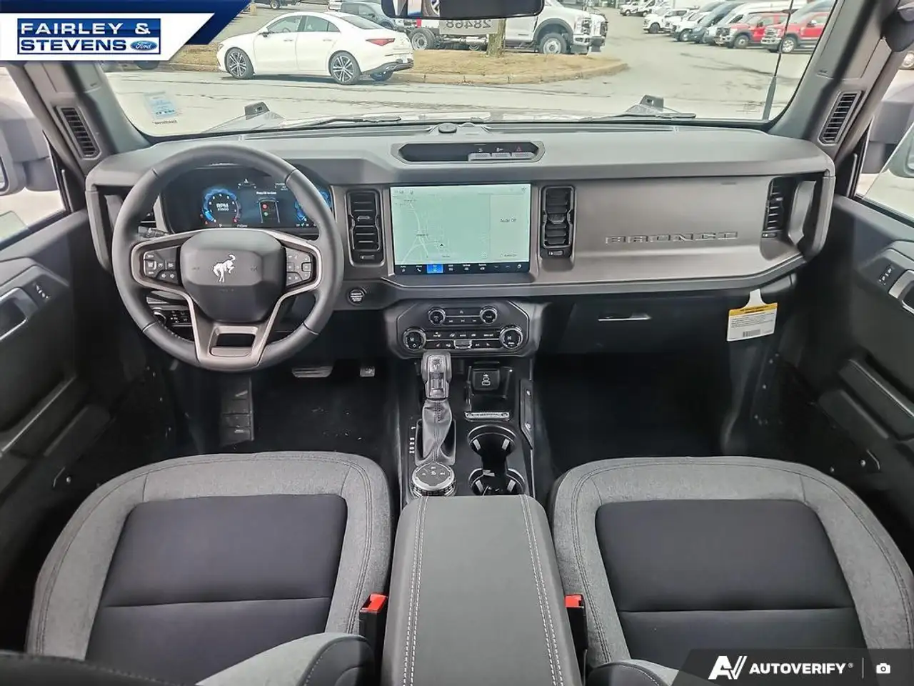 Ford Bronco photo Ford Bronco