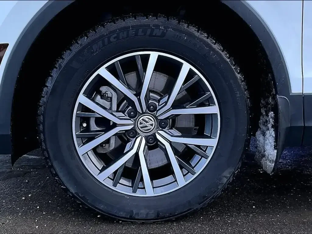 Volkswagen Tiguan снимка Volkswagen Tiguan