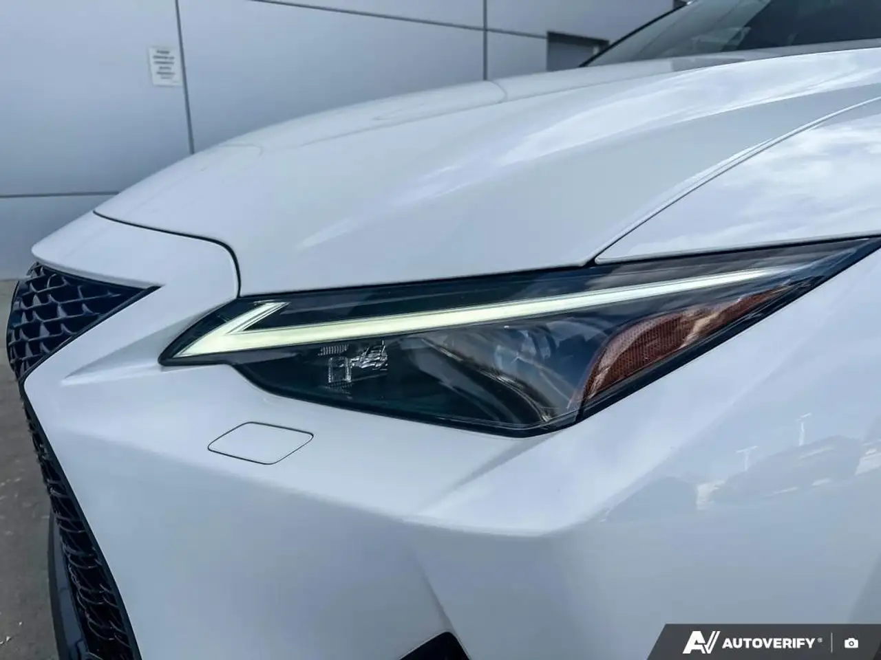 Lexus IS photo Lexus IS